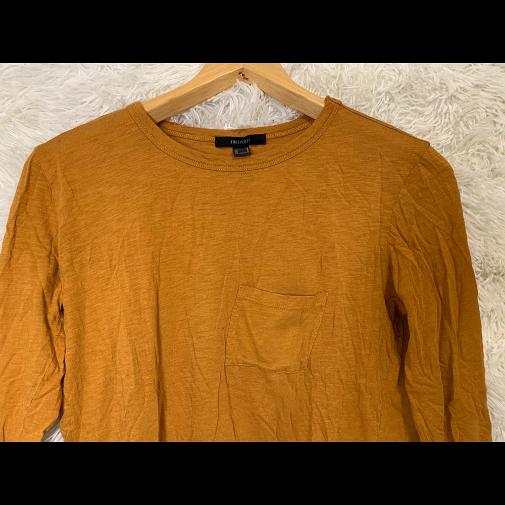 Orange/yellow-ish Sweater